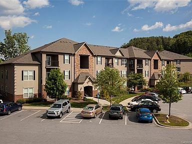 142 Brickton Village Circle 304 In Fletcher Nc 28732 Mls 3551341