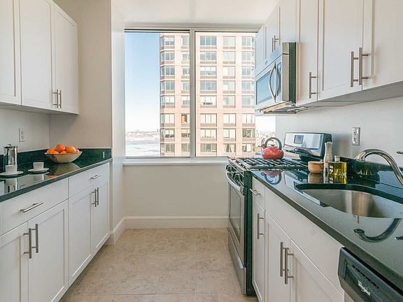 160 Riverside Boulevard Apartment Rentals New York Ny Zillow