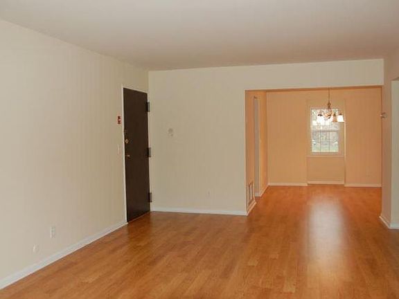 Sutton Place Apartment Rentals Norwood NJ