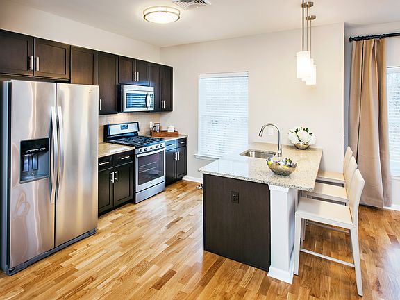 The Hillside Club Apartment Rentals Livingston Nj Zillow
