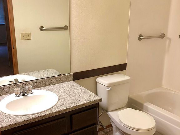 The Ashford Apartment Rentals Seattle Wa Zillow
