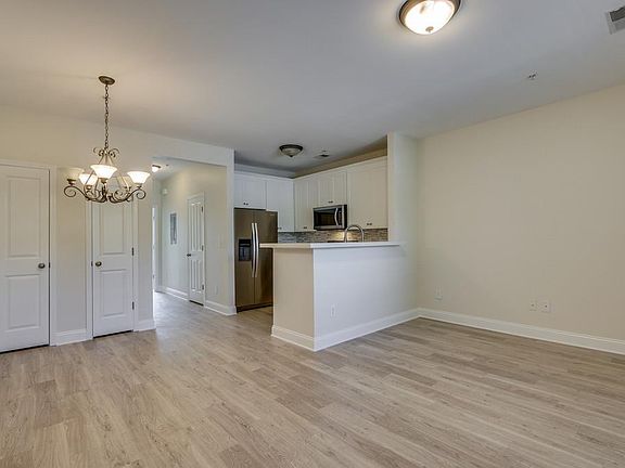 7009 Lenox Village Dr E 306 Nashville Tn 37211 Zillow