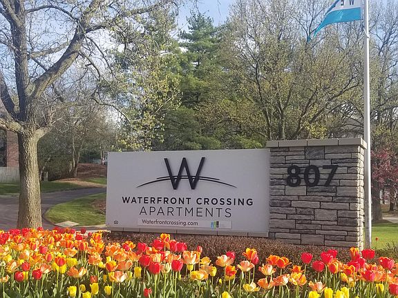 waterfront homes camdenton mo