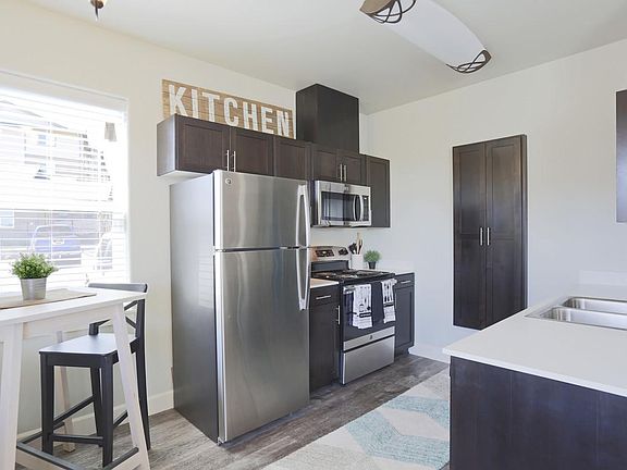 The Summit At Red Leaf Apartment Rentals Salem Or Zillow