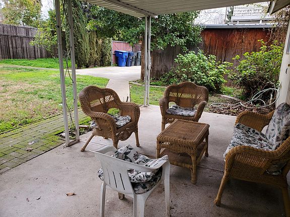 1454 51st St Sacramento Ca 95819 Zillow