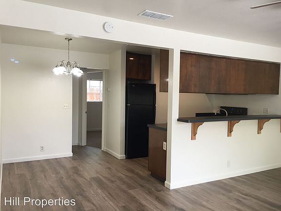 2310 2320 Notre Dame Boulevard 01