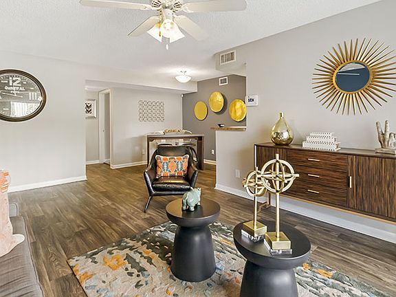 The Avant At Pembroke Pines Apartment Rentals Pembroke Pines Fl