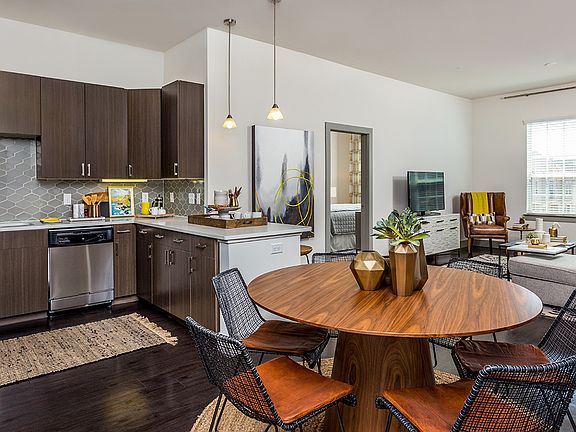 Creekside At Crabtree Apartment Rentals Raleigh Nc Zillow