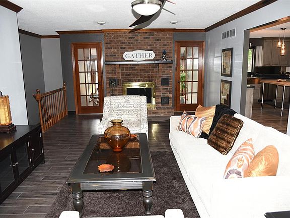5584 Sugar Loaf Rd Collinsville Il 62234 Mls 18069224 Zillow