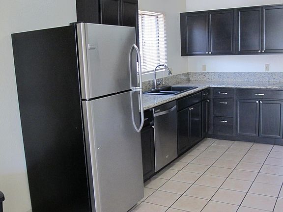 1620 N Fremont Ave Tucson Az 85719 Apartments For Rent Zillow