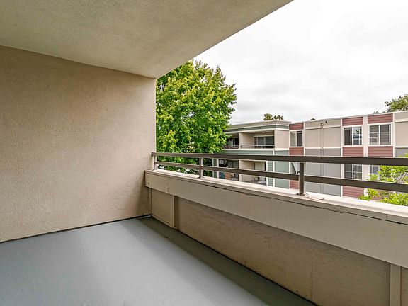 Summer House Apartment Rentals  Alameda, CA  Zillow