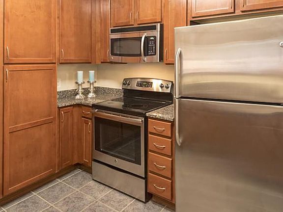 The Alexander Apartment Rentals Alexandria Va Zillow