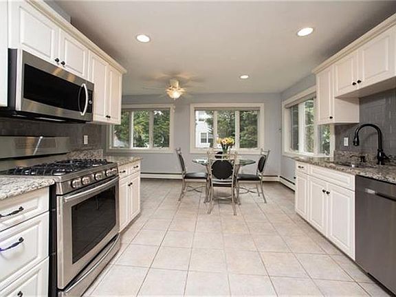 121 Carroll Ave Mamaroneck Ny 10543 Mls 5031431 Zillow