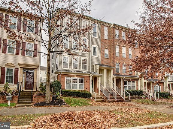 725 Main St Gaithersburg Md 20878 Apartments For Rent Zillow