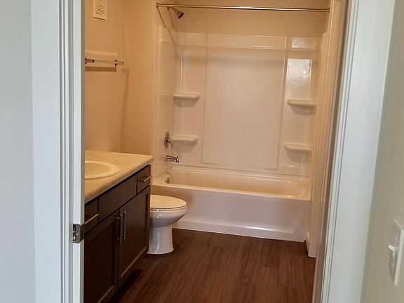 Miramonte Apartments And Homes Apartment Rentals Stafford Tx