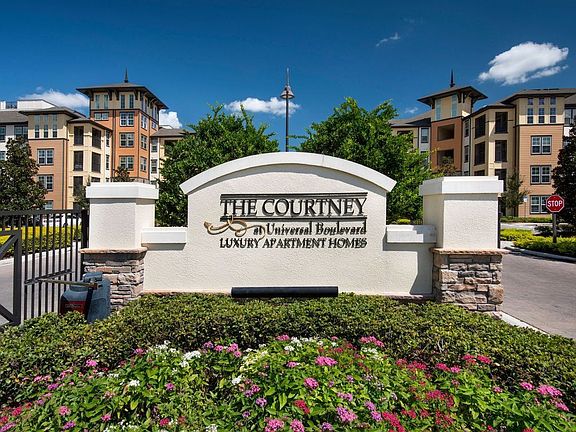 The Courtney at Universal Apartment Rentals Orlando, FL