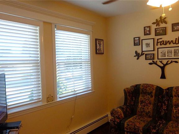 1 Greenville Ct Toms River Nj 08757 Ocean