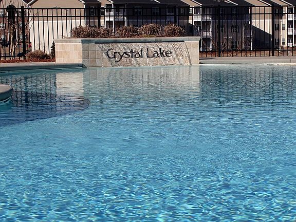 The Cottages At Crystal Lake Apartment Rentals Fayetteville Nc
