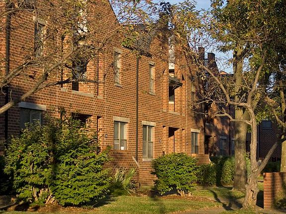 Phoenix Place Apartment Rentals - Louisville, KY | Zillow