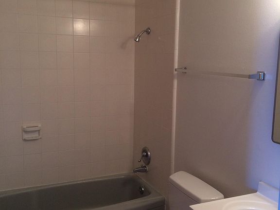 611 Burnett Ave San Francisco Ca 94131 Apartments For Rent