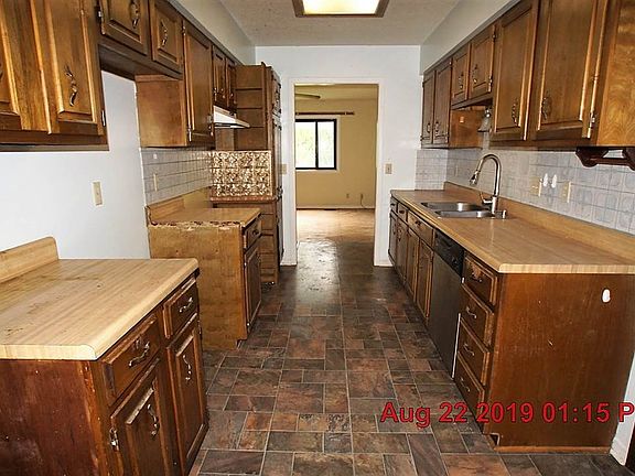 3230 E Navajo Ln Wichita Ks 67216 3230 E Navajo Ln Wichita Ks 67216