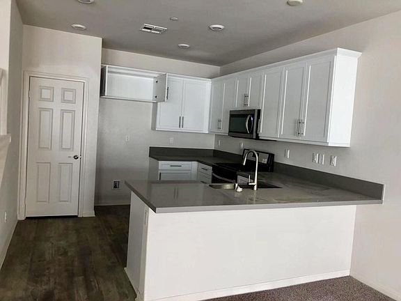 14955 Saticoy Street Wait Van Nuys Ca 91405 Apartments For