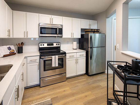 Avana Southview Apartment Rentals Inver Grove Mn Zillow