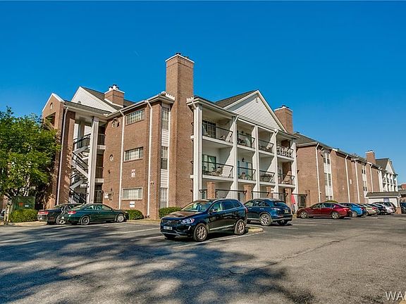 Capstone Condominiums - Tuscaloosa, AL | Zillow