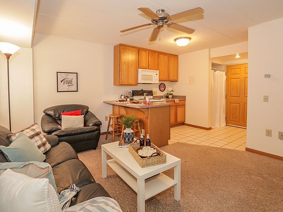430 W Johnson St Madison Wi 53703 Apartments For Rent Zillow