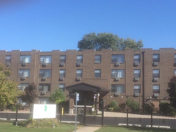 Cunningham Apartments
