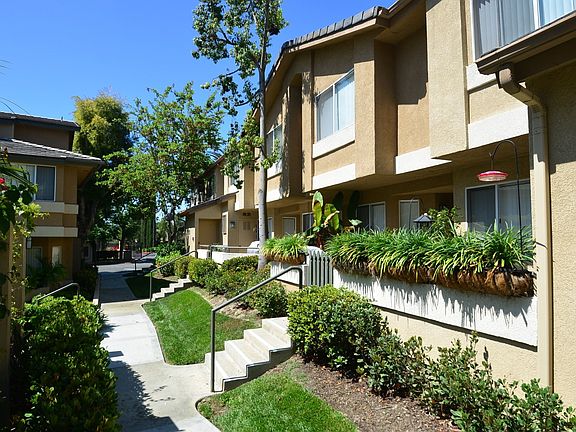 St. Moritz Apartment Rentals - Aliso Viejo, CA | Zillow