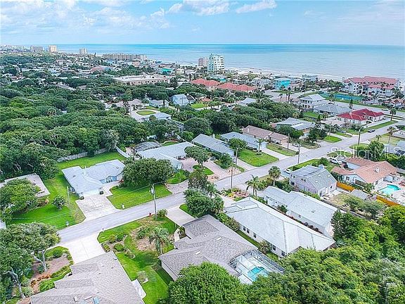 821 E 21st Ave New Smyrna Beach Fl 32169 Zillow - 