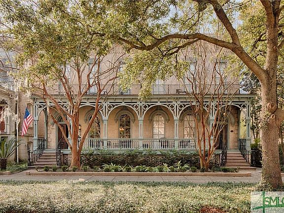 The Dresser Palmer House Apartments Savannah Ga Zillow