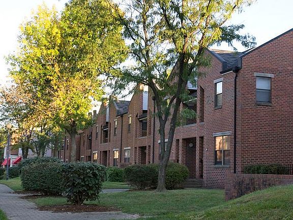 Phoenix Place Apartment Rentals - Louisville, KY | Zillow