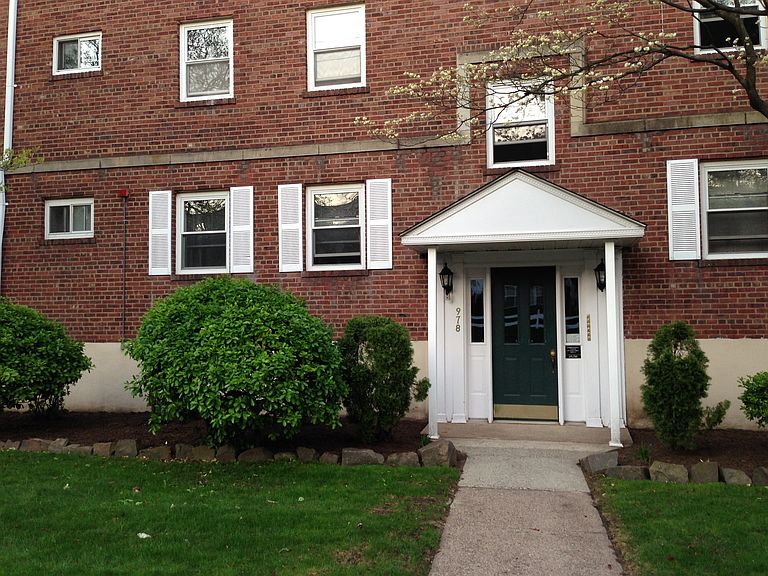 978 Main St Hackensack, NJ, 07601 Apartments for Rent