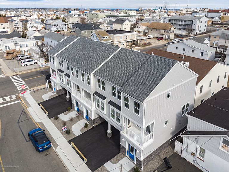 304 Barnegat Ave Seaside Heights, NJ, 08751 - Apartments for Rent