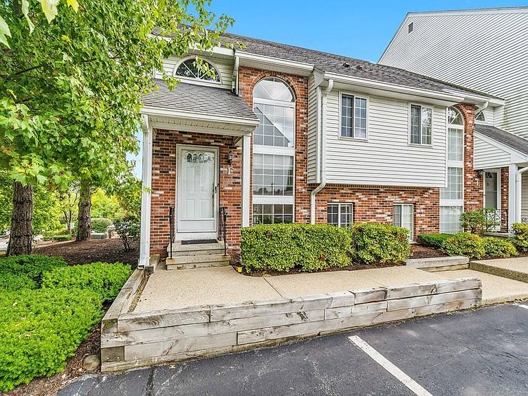 122 Tall Oaks Dr South Weymouth, MA, 02190 Apartments for Rent Zillow