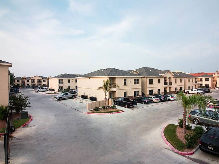 6820 Springfield Ave Laredo, TX, 78041 Apartments for Rent Zillow