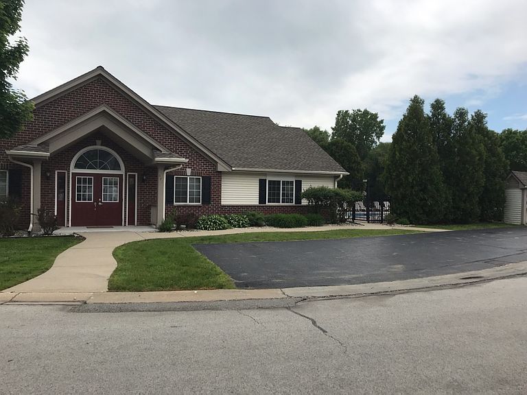 Fairfield Place Apartments Pewaukee, WI Zillow