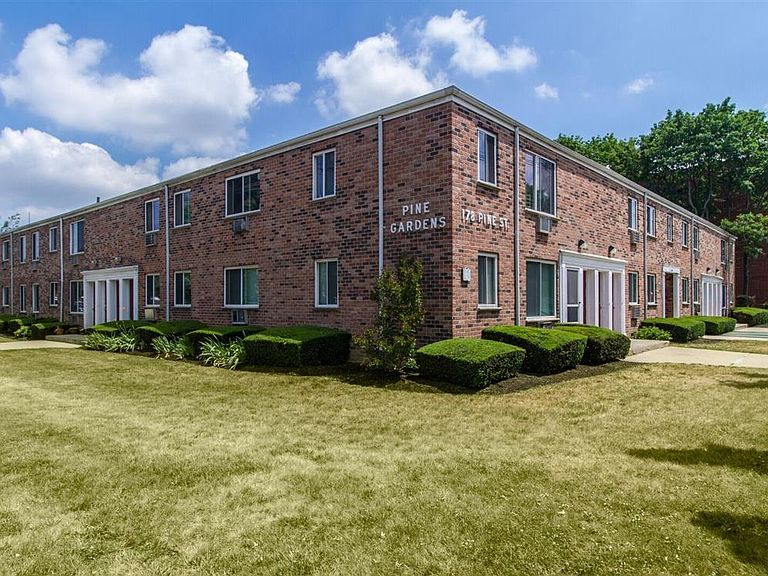 Pine Gardens Apartment Rentals Freeport, NY Zillow