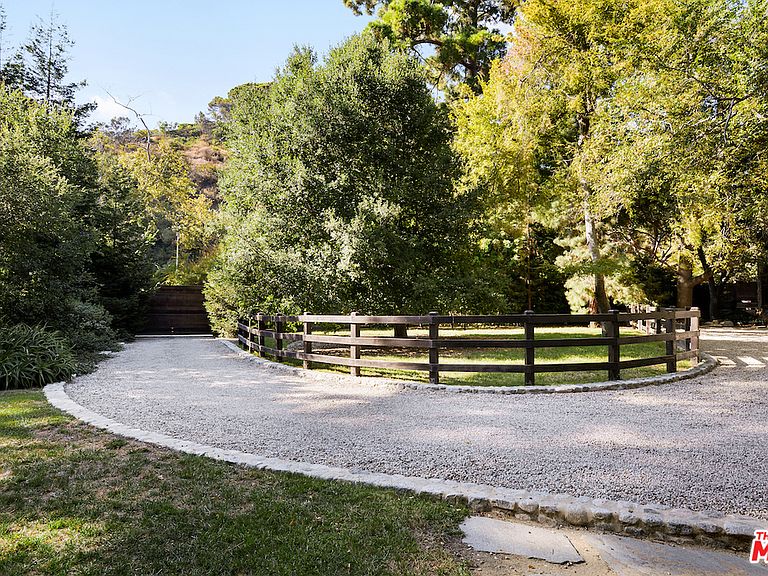 14400 W Sunset Blvd Pacific Palisades, CA, 90272 Apartments for Rent