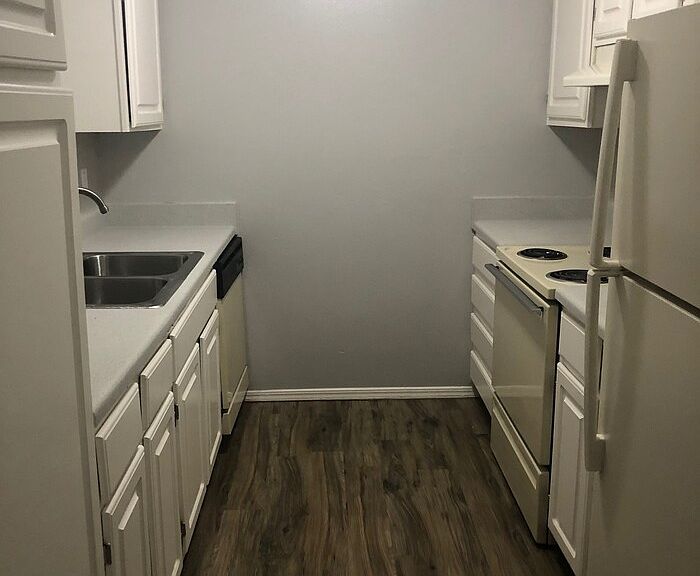 1700 Kickingbird Rd Edmond, OK, 73034 - Apartments for ...