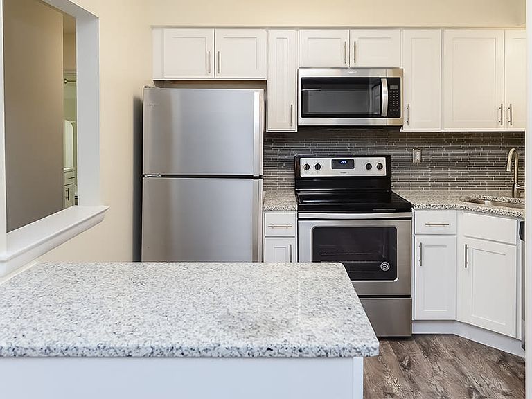 Moorestowne Woods Apartment Homes Apartment Rentals - Moorestown, NJ