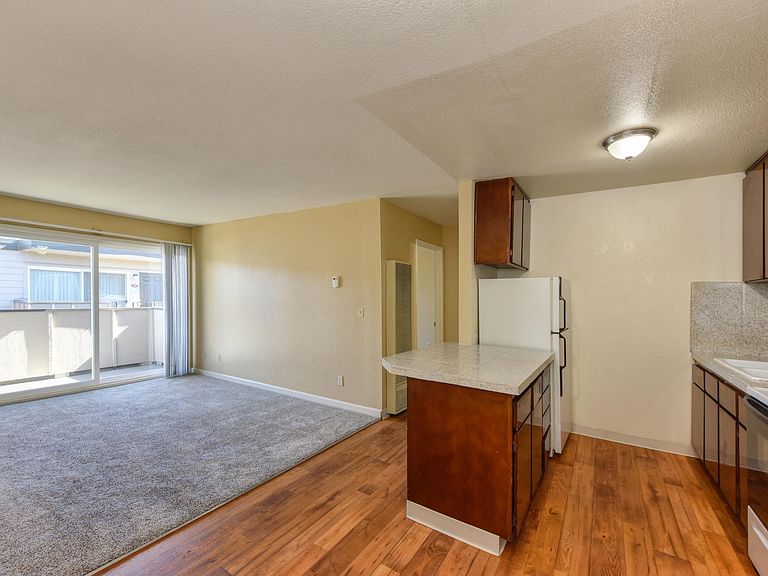 Lincoln Village West Apartment Rentals Stockton, CA