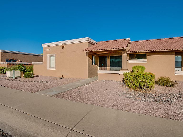 La Crescenta Condominiums Phoenix, AZ