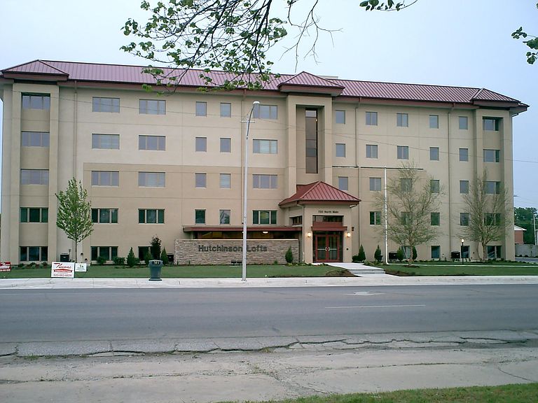 720 N Main St Hutchinson, KS, 67501 Apartments for Rent Zillow