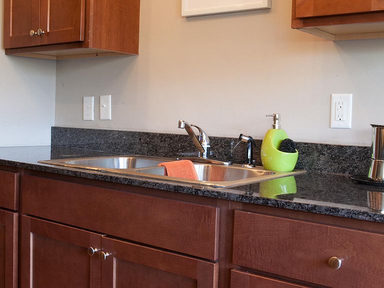 The Avenue Apartment Rentals Brooklyn Center, MN Zillow