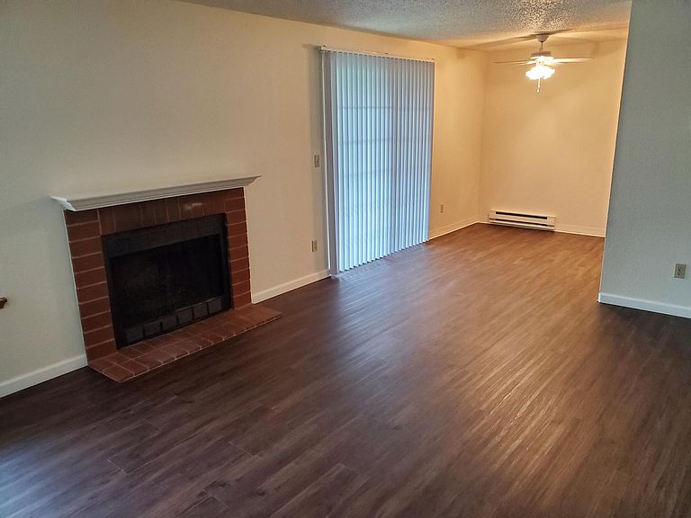 University Commons Apartment Rentals University Place, WA Zillow
