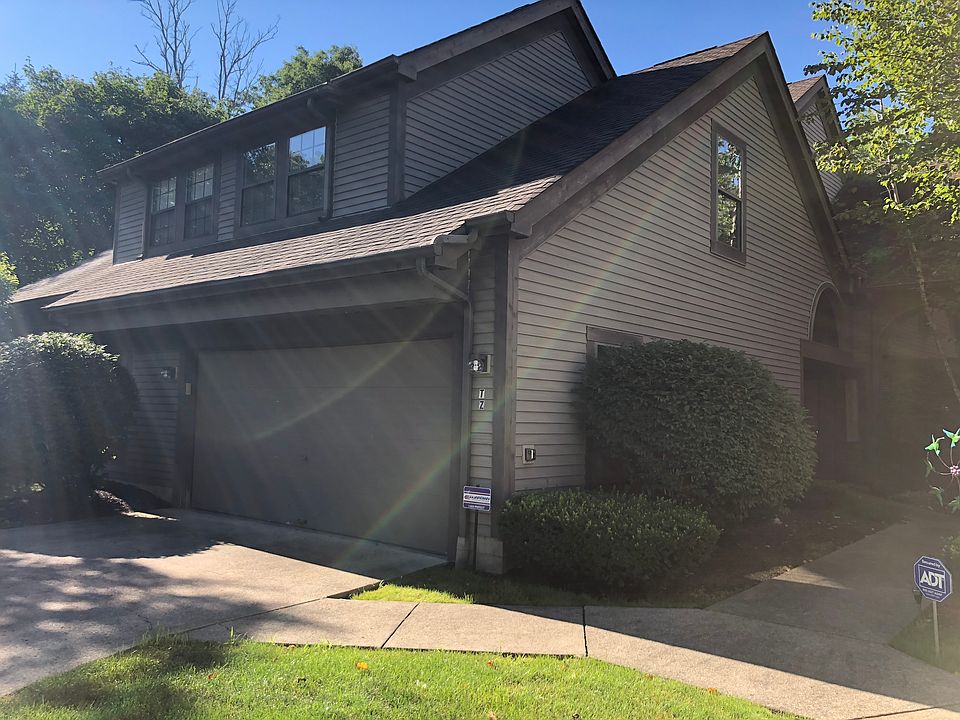 1223 Red Tail Hawk Ct Unit 2 Boardman Oh 44512 Zillow Building 8 Unit 2