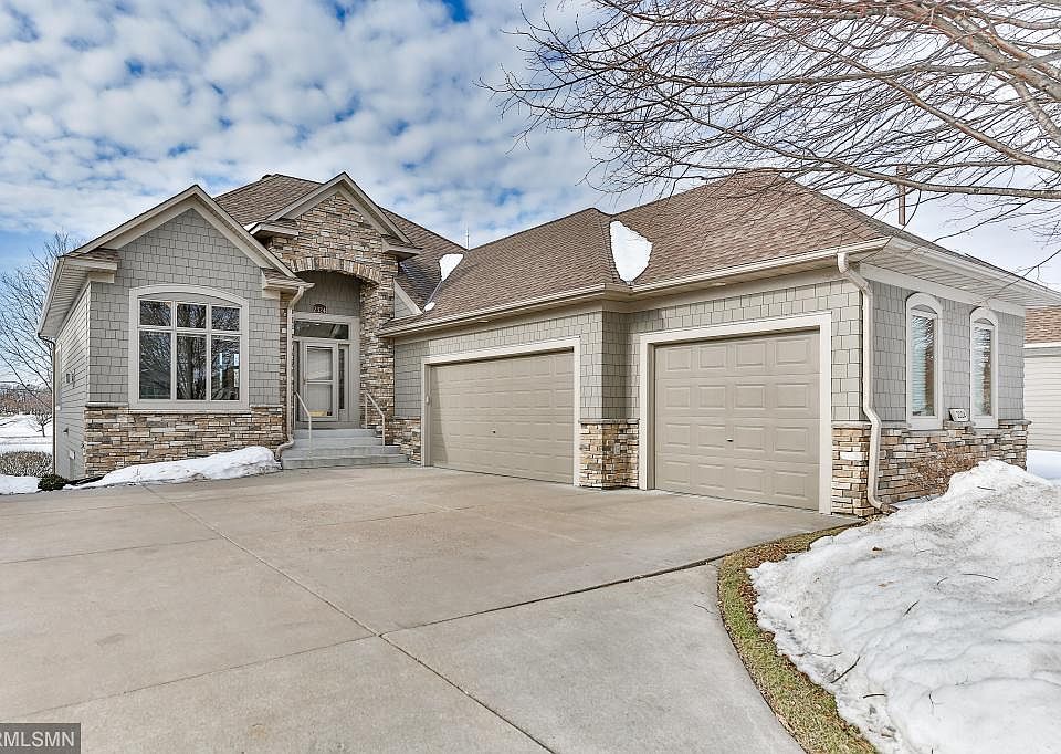 2324 Lehman Ln Ne Blaine Mn 55449 Mls 5201853 Zillow